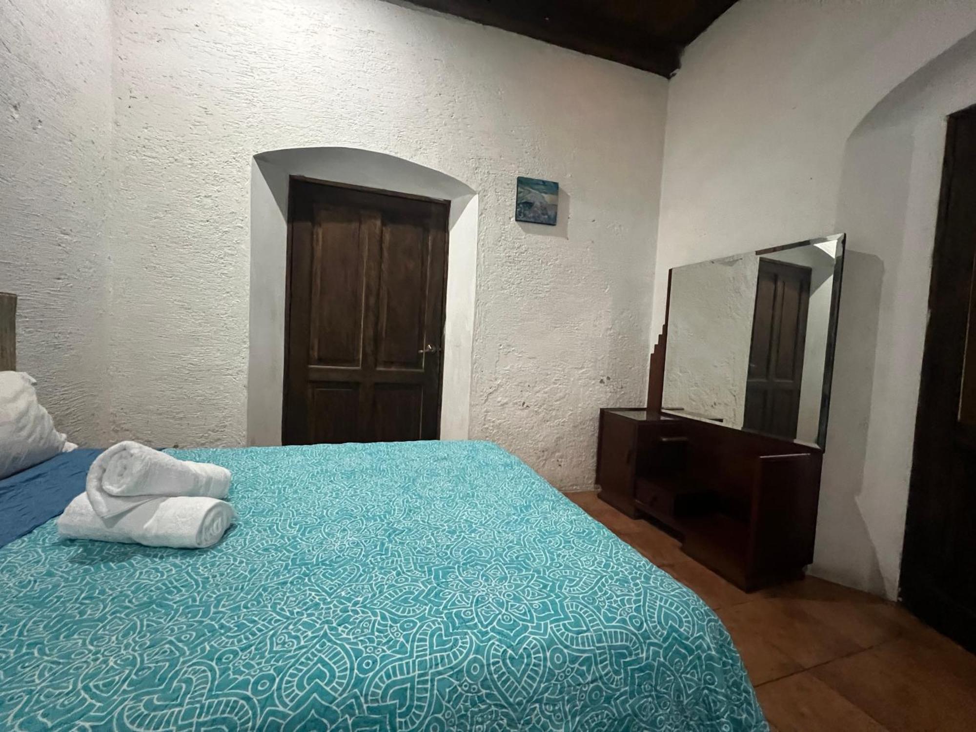 Апартаменты Casa Del Viajero Colonial Антигуа-Гватемала Экстерьер фото