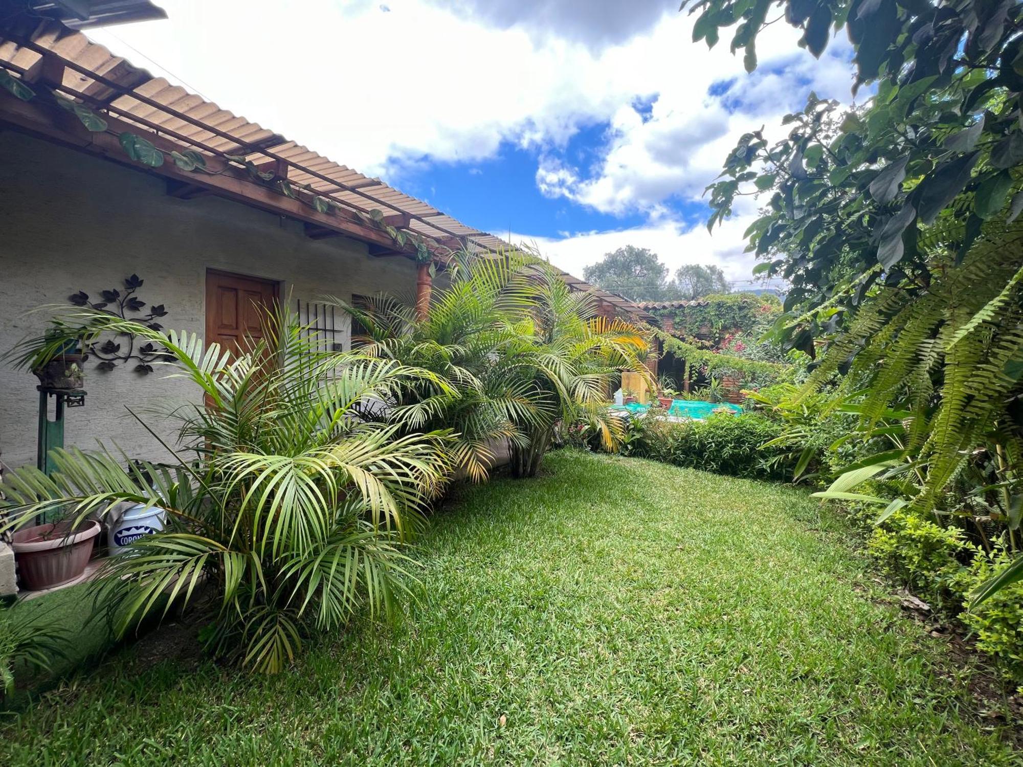 Апартаменты Casa Del Viajero Colonial Антигуа-Гватемала Экстерьер фото